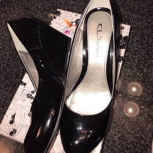 chinese laundry wedges